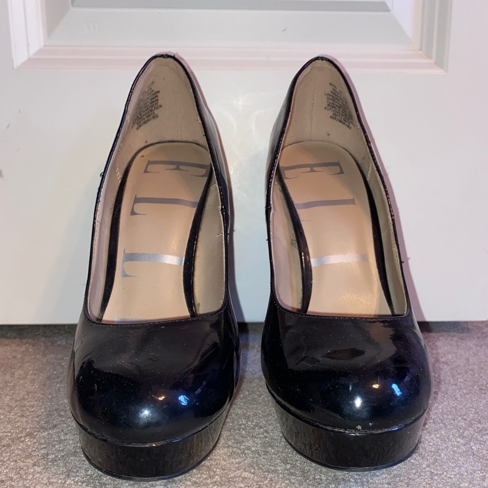 Elle Black Patent Leather Platform Pumps 8.5 - Picture 4 of 4